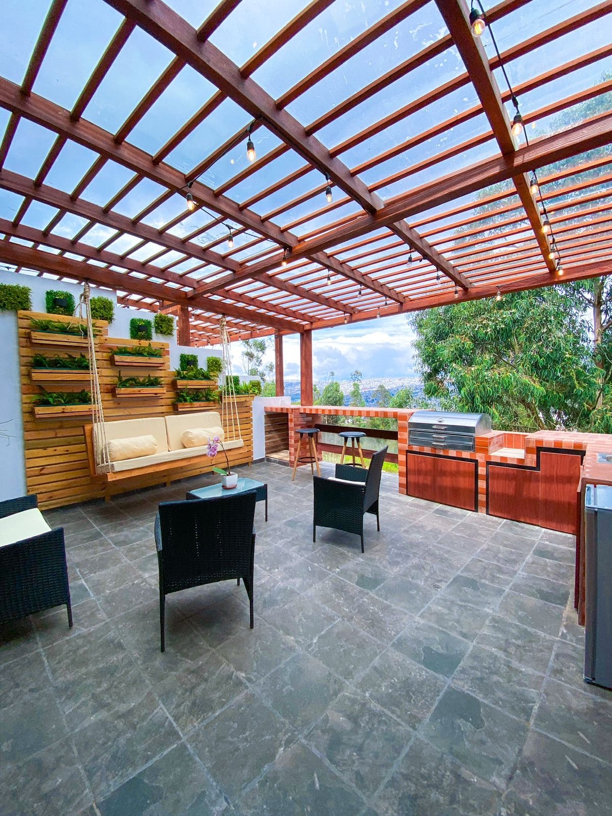 casa de venta en quito jardines constructora inmobiliaria inversiones departamentos en quito pergola en quito